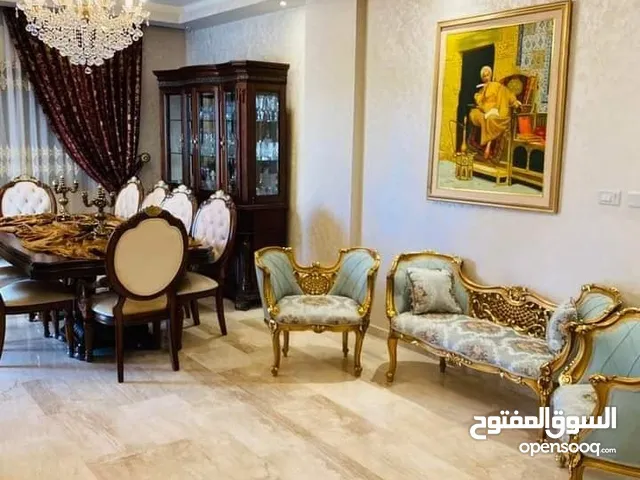 230 m2 4 Bedrooms Apartments for Sale in Amman Um El Summaq