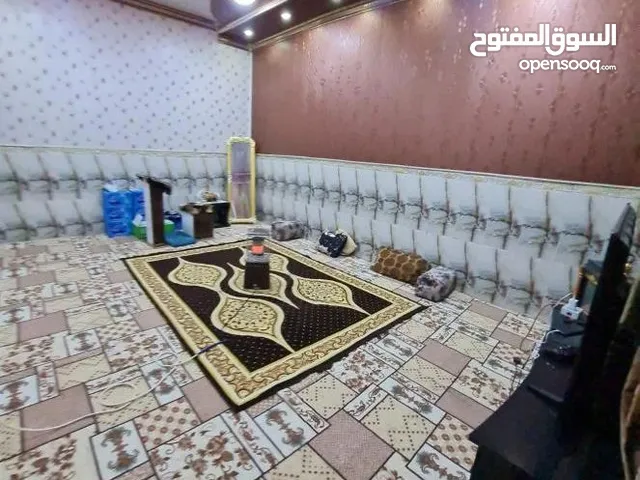 180 m2 2 Bedrooms Townhouse for Sale in Basra Dur Nuwab Al Dubat