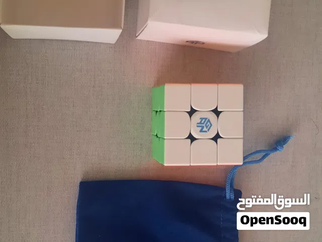 مكعب روبيك Gan 365 m lite اصلي ، الوصف مهم.