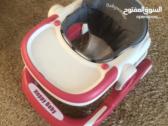 عربت اطفال مستعمله و جراي ( مشاي ) جوده ممتازه استعمال نظيف شبه جديد