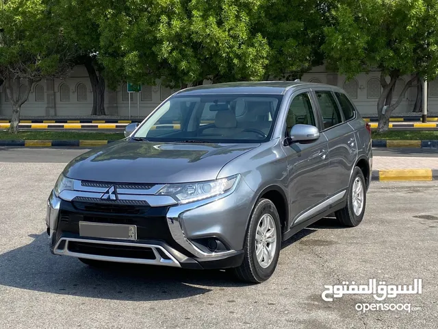 MITSUBISHI OUTLANDER 2019 - Single Owner - Excellent Condition