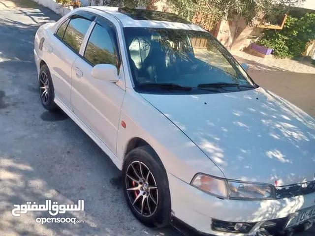 Used Mitsubishi Lancer in Jerash