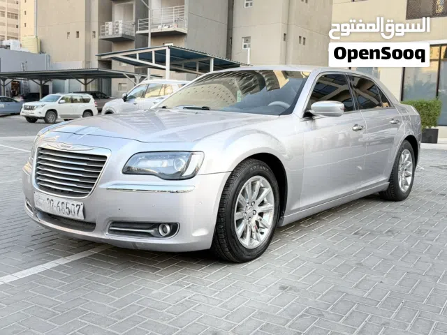 Used Land Rover Range Rover in Hawally