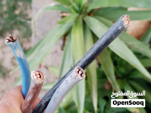 كابل 50 متر 34في 4 انحاس و 20 متر 34ف 4 نحاس للبيع