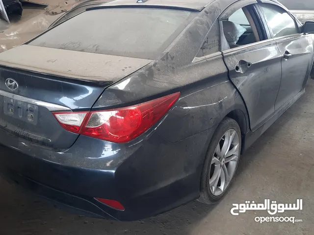 للبيع قطع غيار افالون اوريون هونداي كامري لكزس نيسان