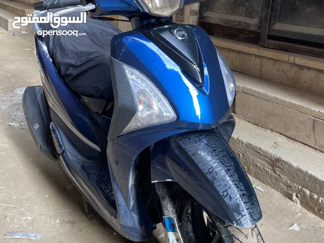 اسكوتر (sym st 2021) بحاله جيده و مميزه