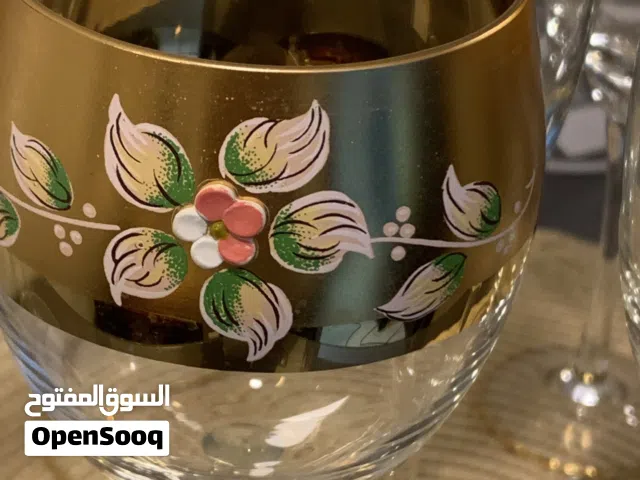 لوحات واكسسوارات للبيع