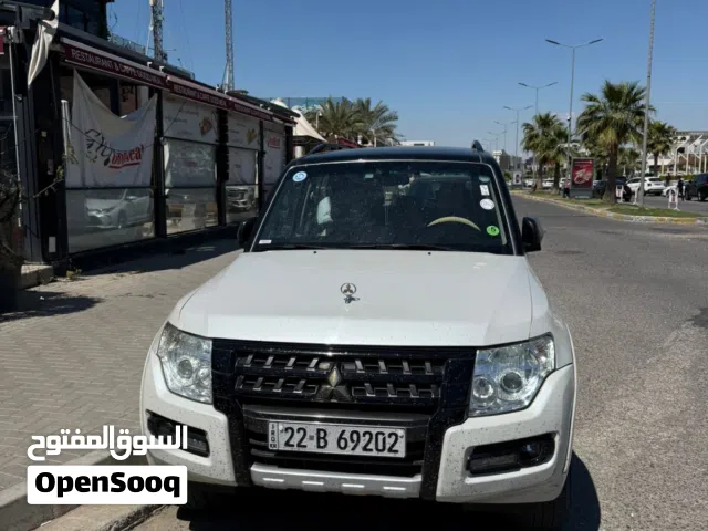 2018 ميتسوبيشي باجيرو GLS