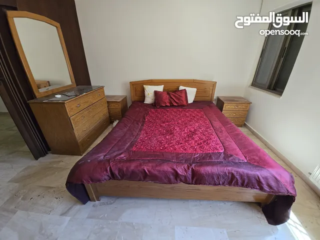 غرفة نوم كلاسيكية كاملة خشب بلوط