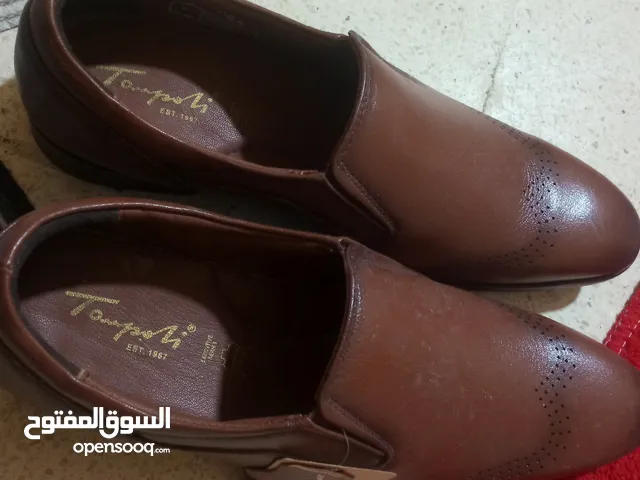 44 Casual Shoes in Muscat