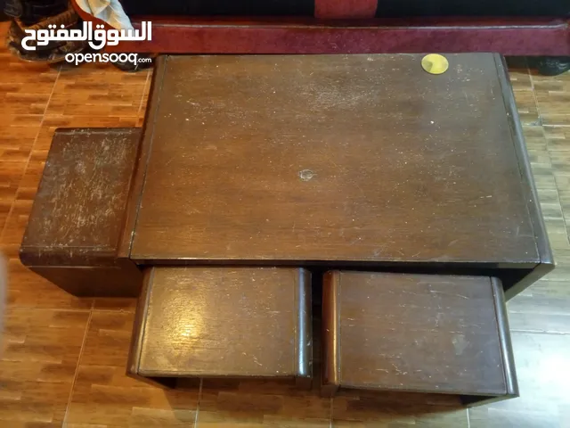 طاولة قهوة مع 3 طاولات جانبية