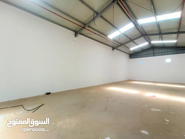 شبرة جديد بمزيد الشركات 200 م2 الايجار السنوي 60 الف على 3 دفعات عمولة المكتب 5% عقد موثق