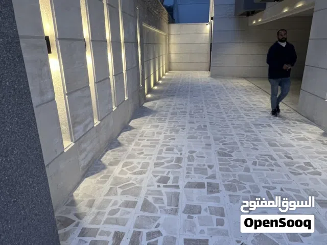 � استوديو فاخر مفروش للإيجار جديد لم يسكن – شارع الجامعة (يفضل طلاب)