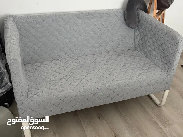grey sofa / كرسي