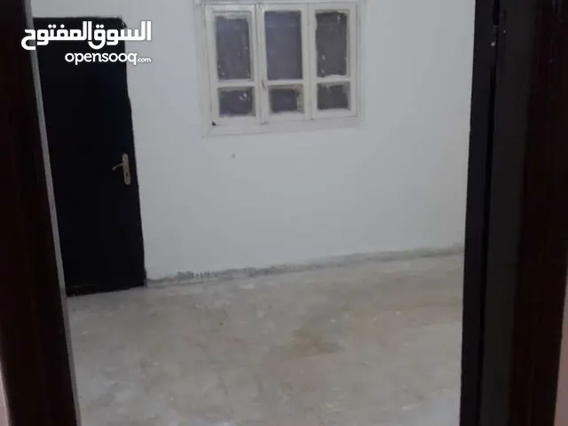 90 m2 2 Bedrooms Apartments for Rent in Zarqa Hay Al Nuzha