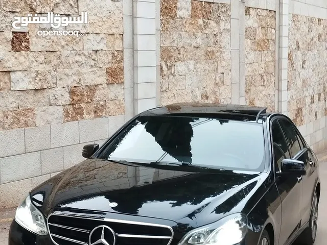 مرسيدس E200