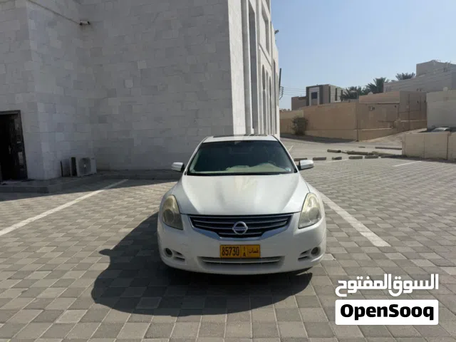 Used Nissan Altima in Al Dakhiliya