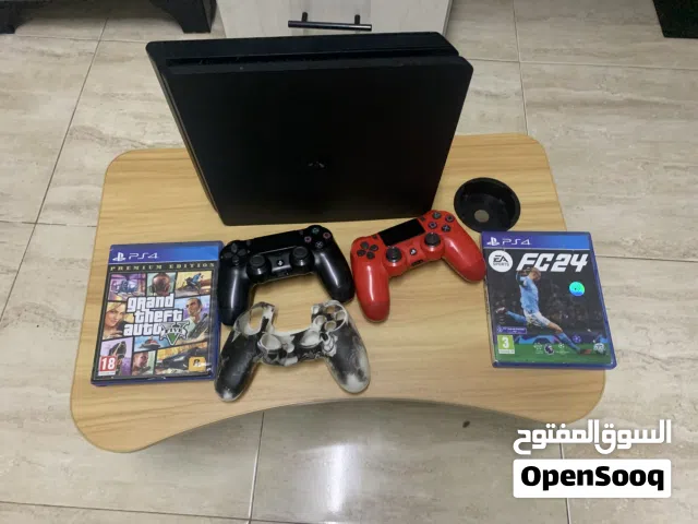 بلاي ستيشن أربعة للبيع مستعمل