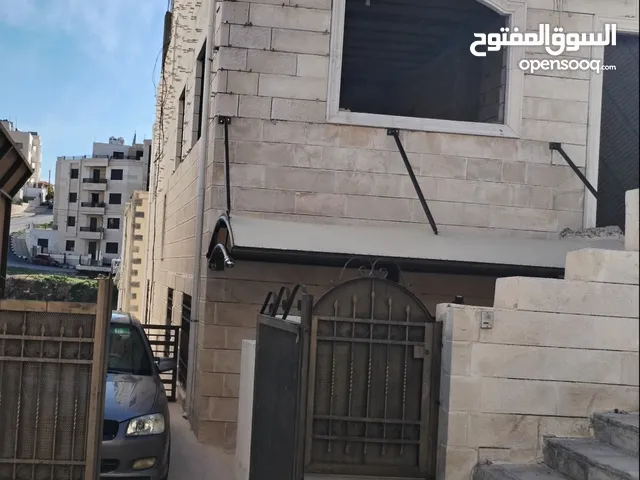 190m2 More than 6 bedrooms Townhouse for Sale in Amman Al Qwaismeh