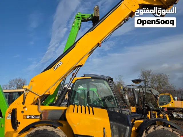 آليات ثقيلة مستعملة وجديدة للتصدير من بريطانيا JCB-CAT-MANLIFT -MAN-SCISSORLIFT--ACTROSS-SCANIA