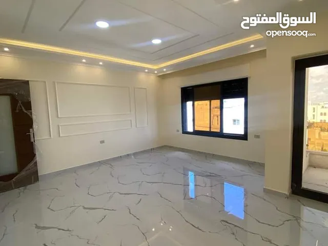 266 m2 5 Bedrooms Villa for Rent in Al Madinah Ad Difa