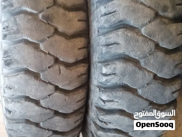 اطارات رافعة شوكية قياس 28/9/15 الامامي 650/10 نوع برجستون ودنلوب