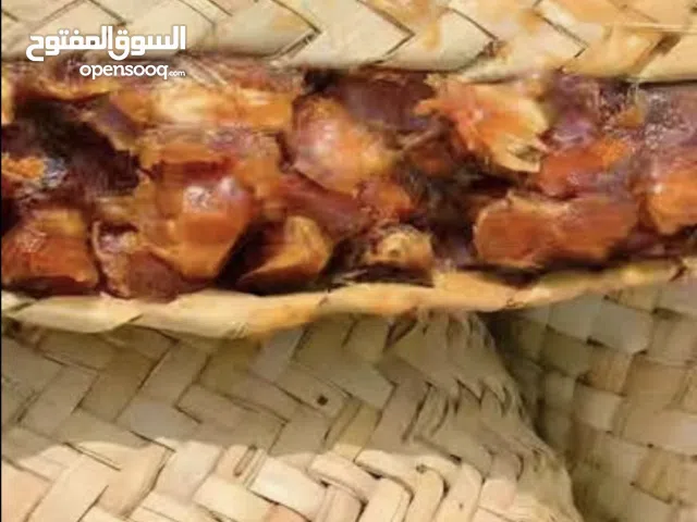 تمر الاحساء مغلف بالطريقة الحساوية التقليدية (القلة)