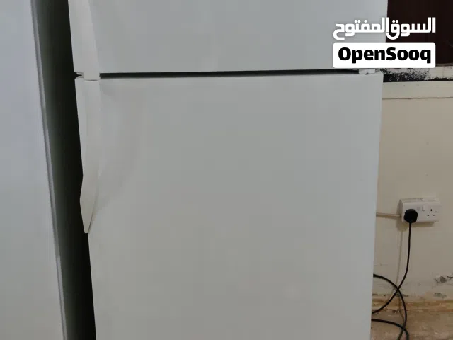 للبيع ثلاجه فرجدير امركي 24 قدم بحاله ممتازه حجم كبير