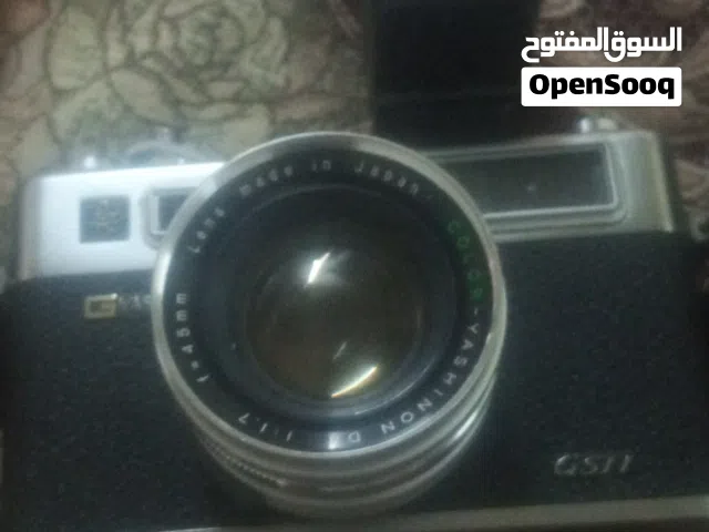 كاميرا نوع ياشيكا "YASHICA MG-1"  صناعة يابانية، وتركيب صين بعرفش اذا شغاله او لا ادفع بحق الله وخذه