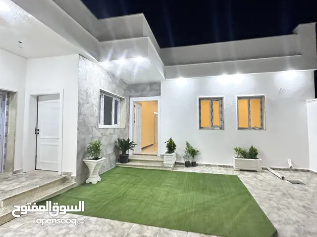 170m2 3 Bedrooms Townhouse for Sale in Tripoli Khallet Alforjan