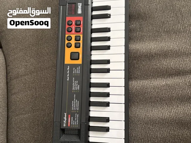 بيانو لعبة
