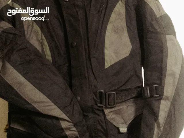 جاكيتات مستعملة وخودات جديد بضاعة اصلية للبيع