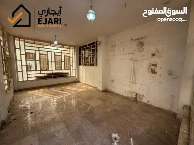 350 m2 More than 6 bedrooms Townhouse for Rent in Baghdad Mansour