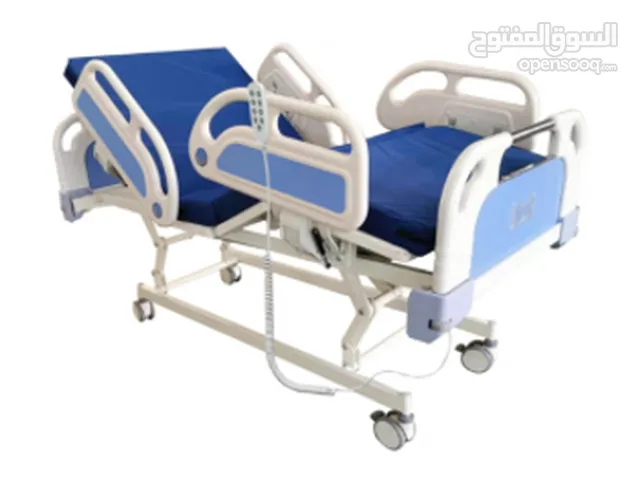 Medical bed with medical mattress