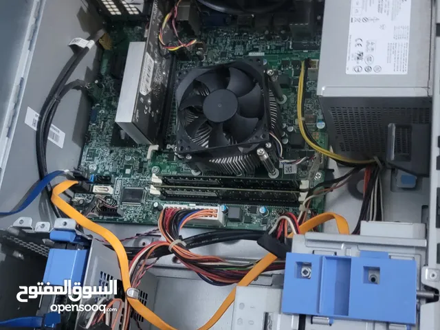 كمبيوتر نضيف بدون شاشه