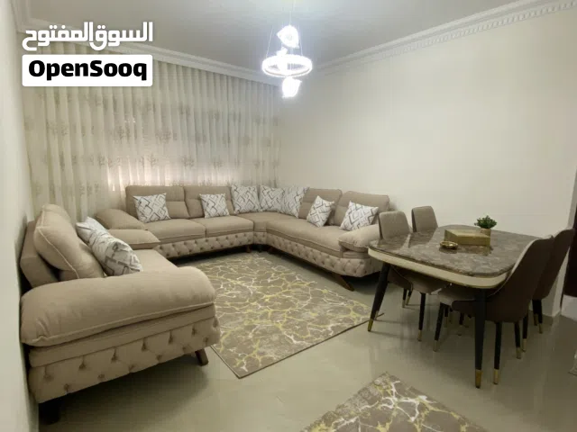 شقة للايجار (سنوي)مفروشة جديد لم يستخدم