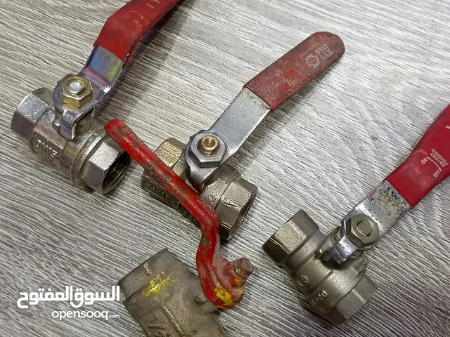 محابس عدد 4 بسعر 5 دنانير للاربع محابس