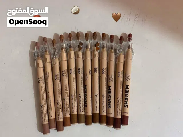 دقة وتنوع بلا حدود مع مجموعة SHAGIEM! لو كنتِ تبحثين عن التحديد المثالي الذي يدوم طويلاً،