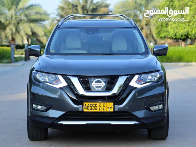 Used Nissan Rogue in Muscat