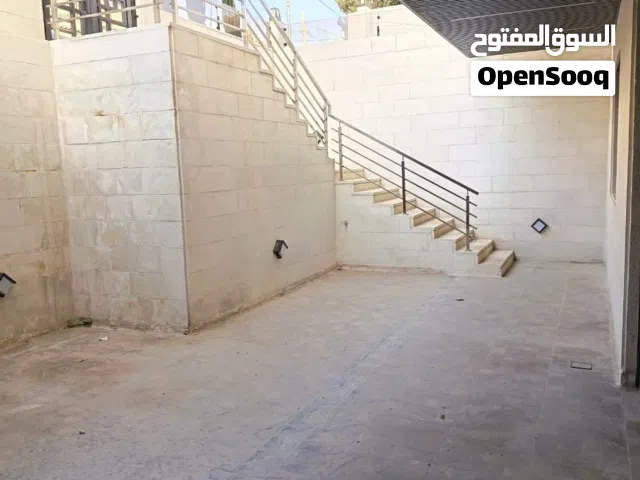 شقة تسوية جديدة و غير مسكونة للبيع في منطقة أم أذينة الجنوبي