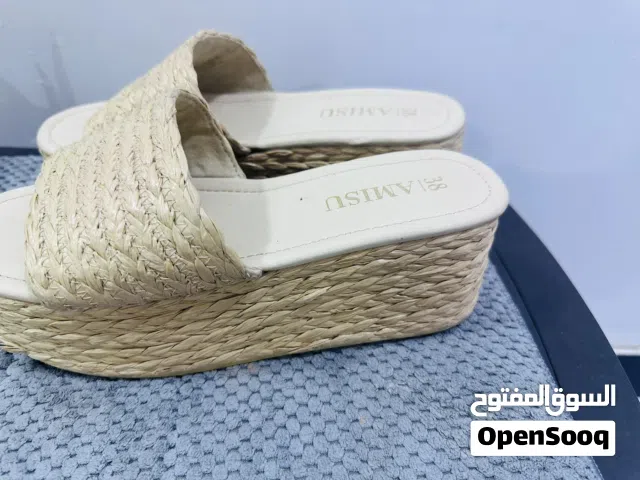شحاطة عالية قياس 38 جديد