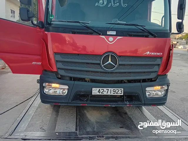 Auto Transporter Mercedes Benz 2015 in Amman