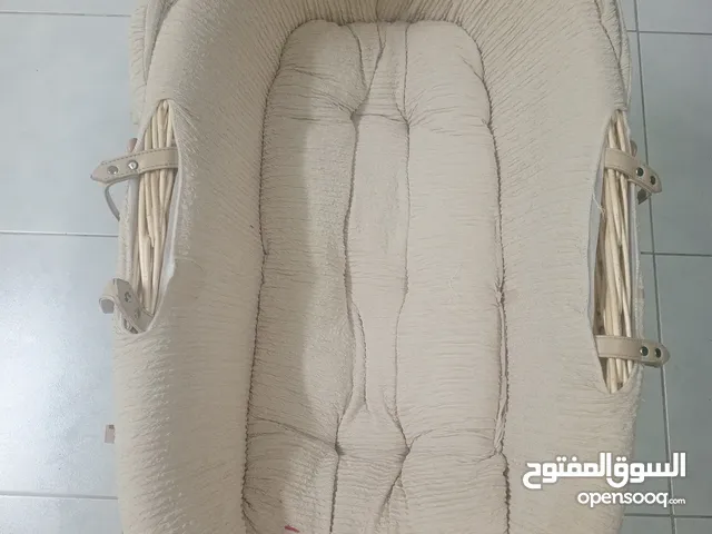 سرير اطفال