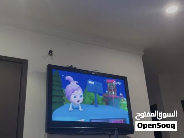 شاشة عاديه شغاله باناسونيك قويه 45 بوصه
