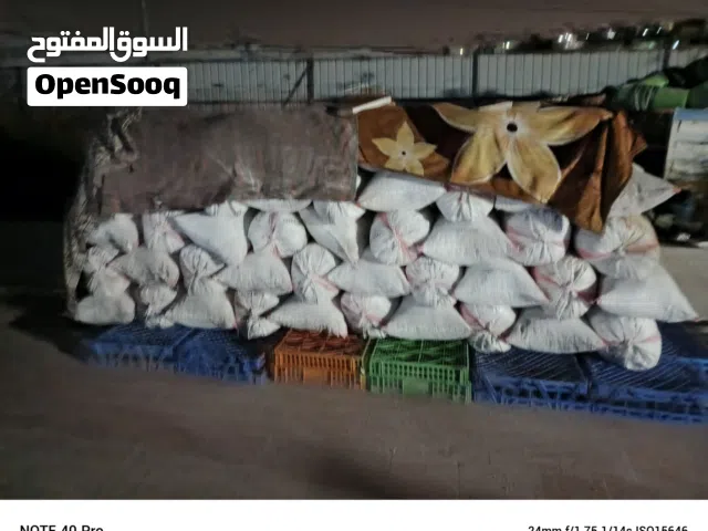يوجد خبز ناشف ونظيف البيع