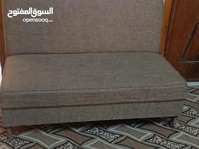 سجلونات للبيع بحالة الوكالة يتم فرد الضهر ليصبح مثل السرير