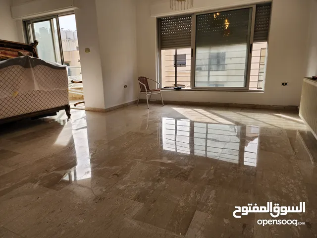 جلي وتلميع الرخام والبلاط المزاييك والبازلتي والصبه الا رضيه
