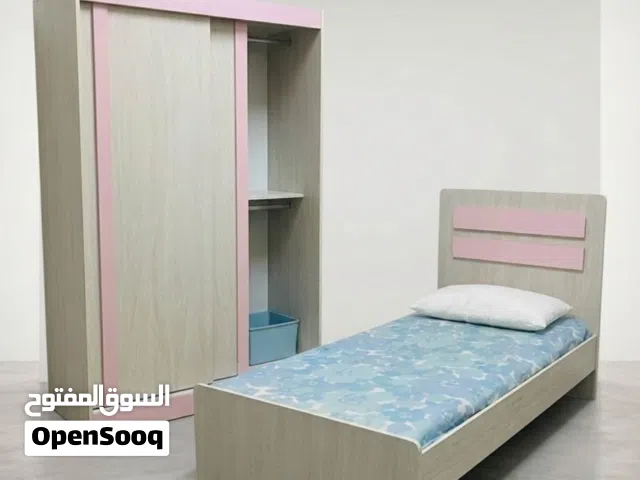 تخت وخزانه مستعمل بحاله جديد