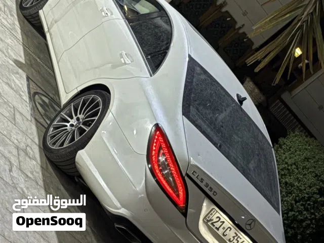 2012 مرسيدس بنز الفئة-CLS CLS 350