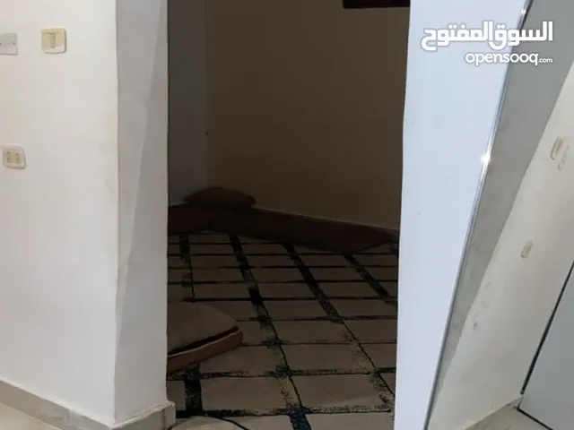 شقة للبيع في الباعيش 90